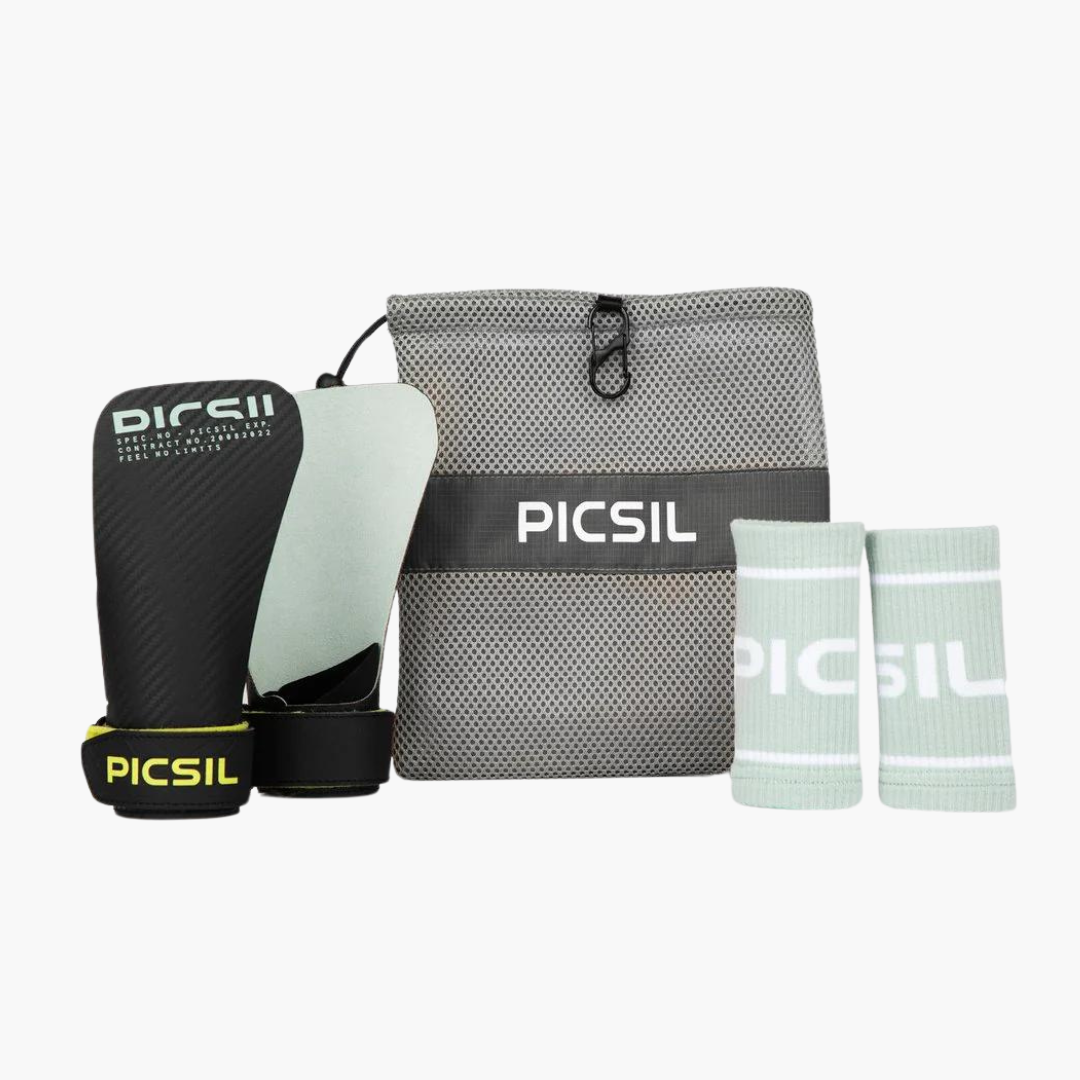 Picsil hawk grips no chalk