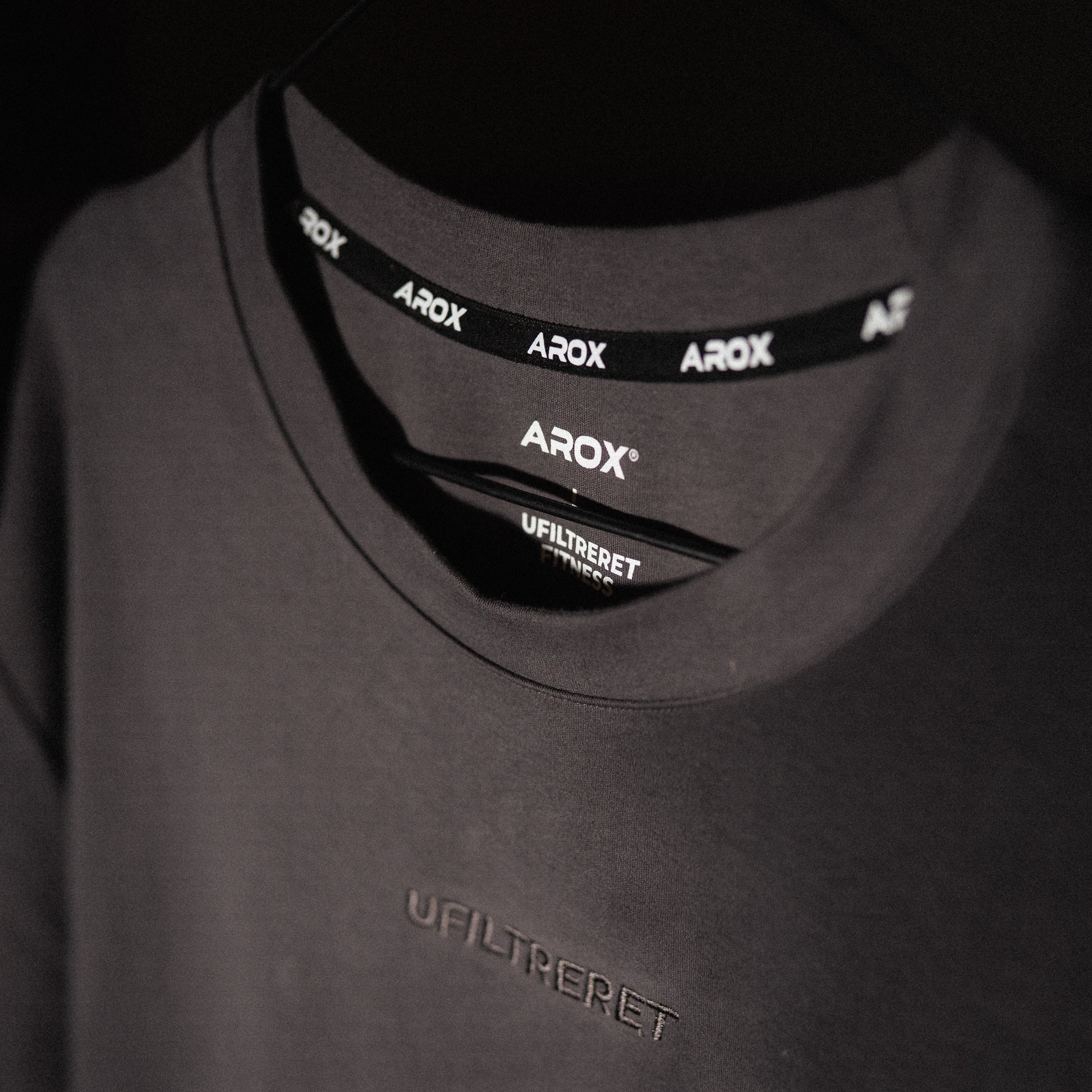 Ufiltreret oversized kvinde crop t-shirt (GRÅ)