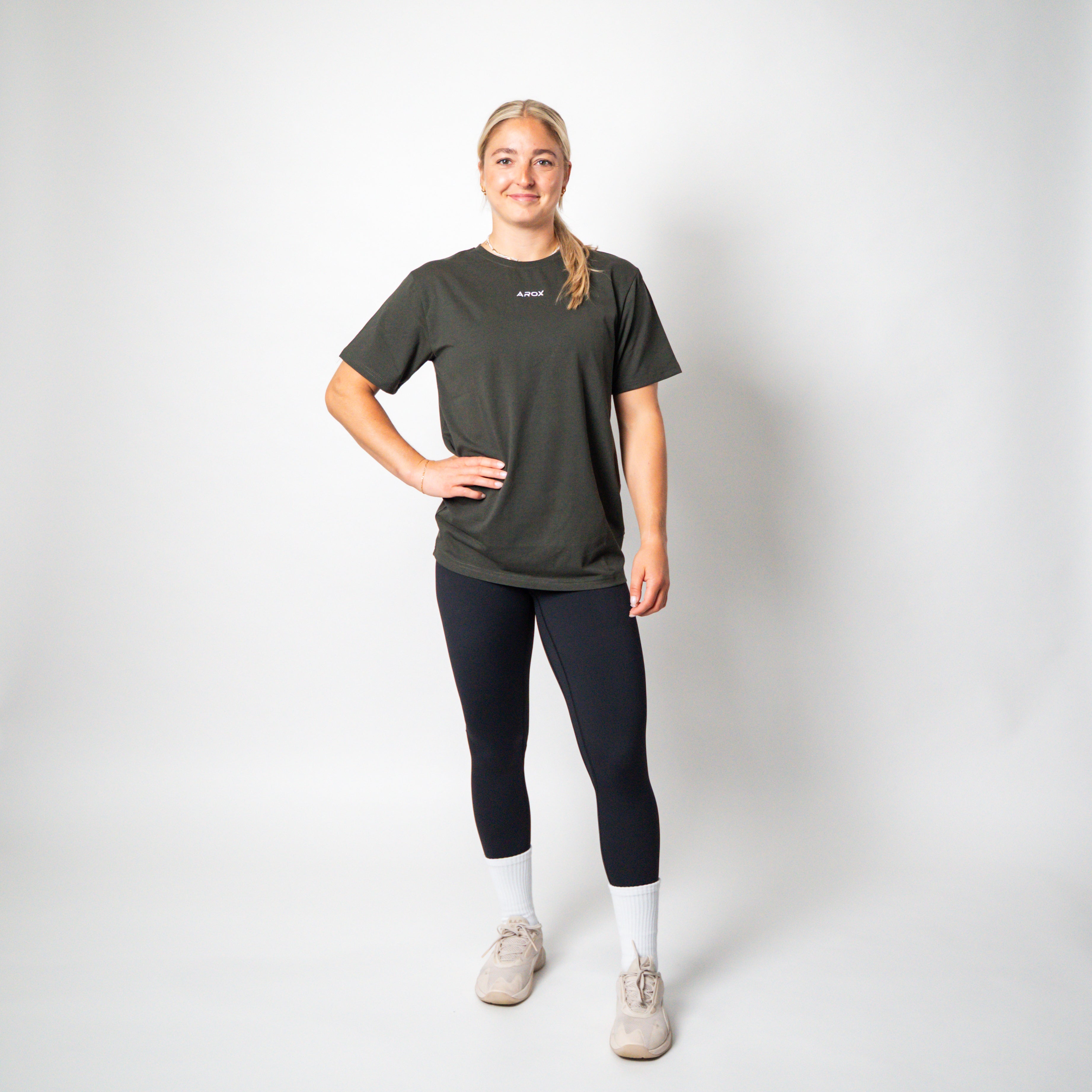 SportsTech unisex T-shirt (Dark brown)